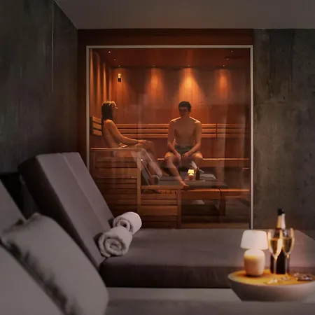 Hotel De 4*